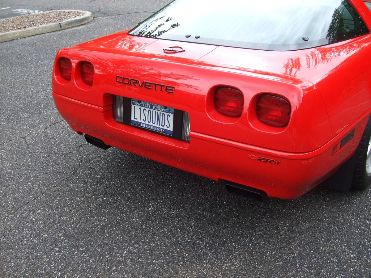 Chevrolet-corvette-1995-red-11