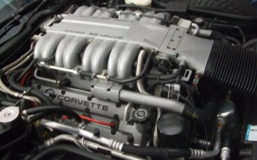 Chevrolet-corvette-1995-red-2