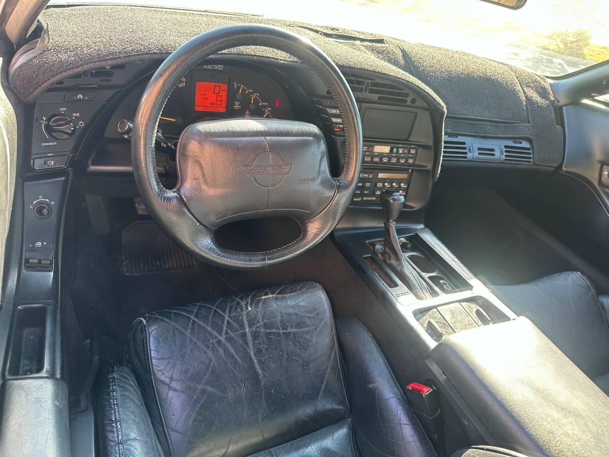 Chevrolet-corvette-1995-white-7