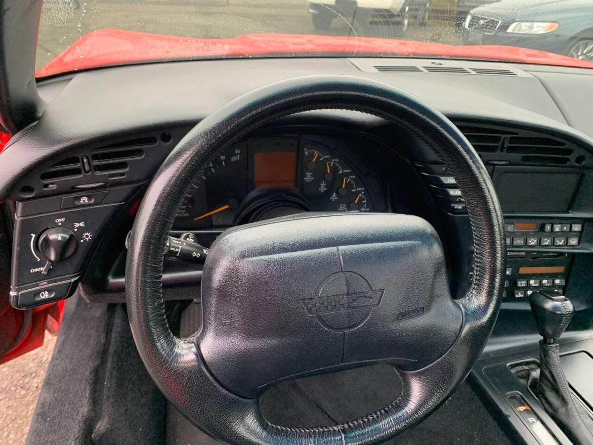 Chevrolet-corvette-base-2dr-hat-1995-red-10