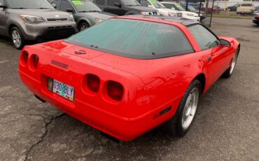 Chevrolet-corvette-base-2dr-hat-1995-red-10