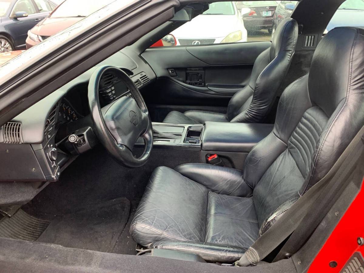 Chevrolet-corvette-base-2dr-hat-1995-red-13