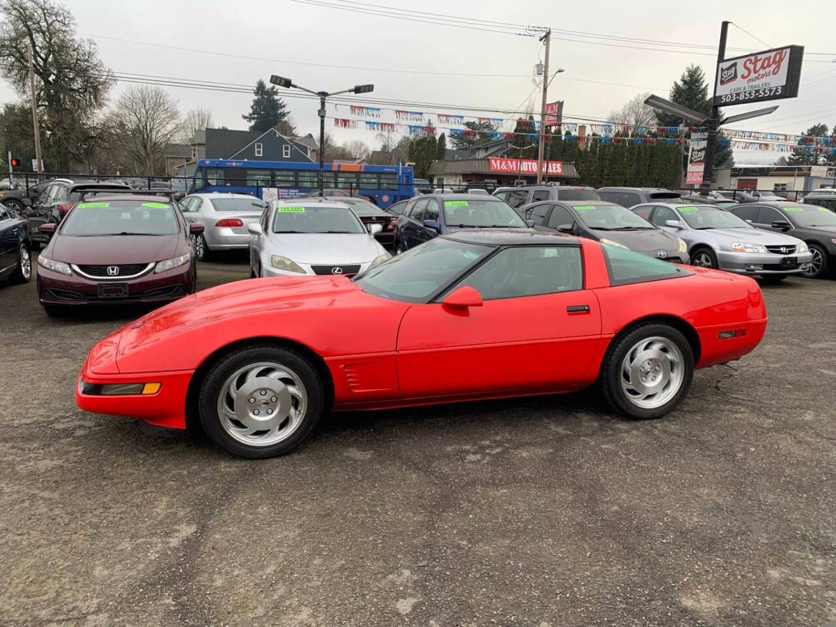 Chevrolet-corvette-base-2dr-hat-1995-red-2