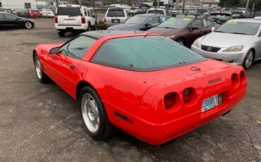 Chevrolet-corvette-base-2dr-hat-1995-red-8
