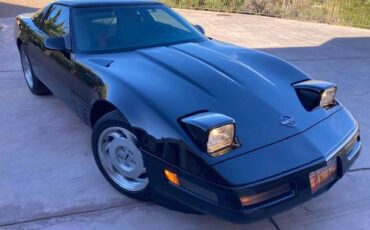 Chevrolet-corvette-c-4-coupe-1992-black-6