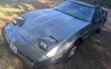 Chevrolet-corvette-c4-1984-custom-2