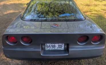 Chevrolet-corvette-c4-1984-custom-20