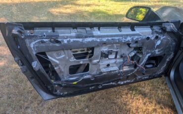 Chevrolet-corvette-c4-1984-custom-44