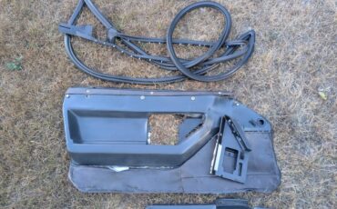 Chevrolet-corvette-c4-1984-custom-54