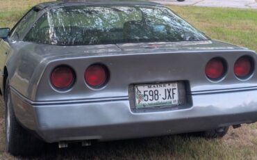 Chevrolet-corvette-c4-1984-custom-57