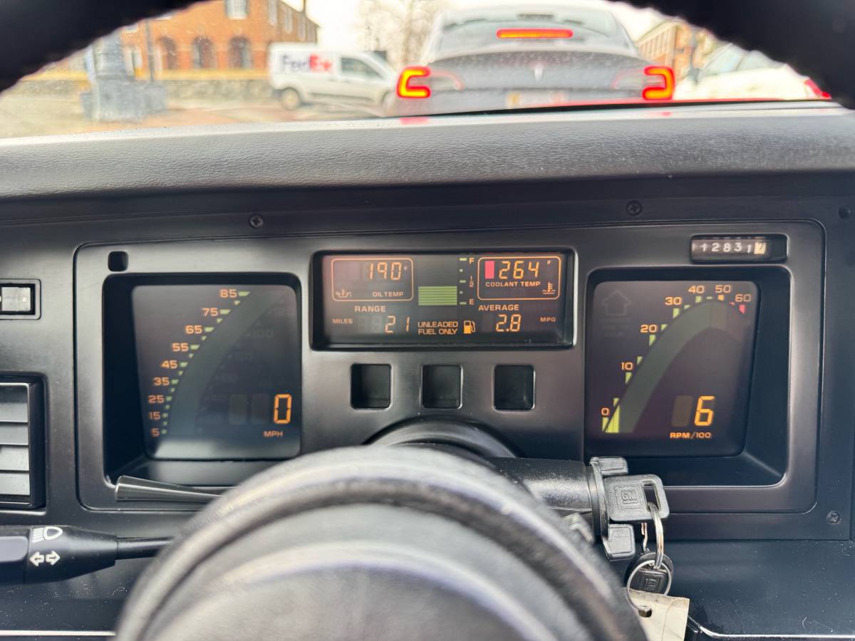 Chevrolet-corvette-convertible-1989-red-10