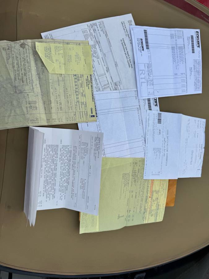 Chevrolet-corvette-convertible-1989-red-12