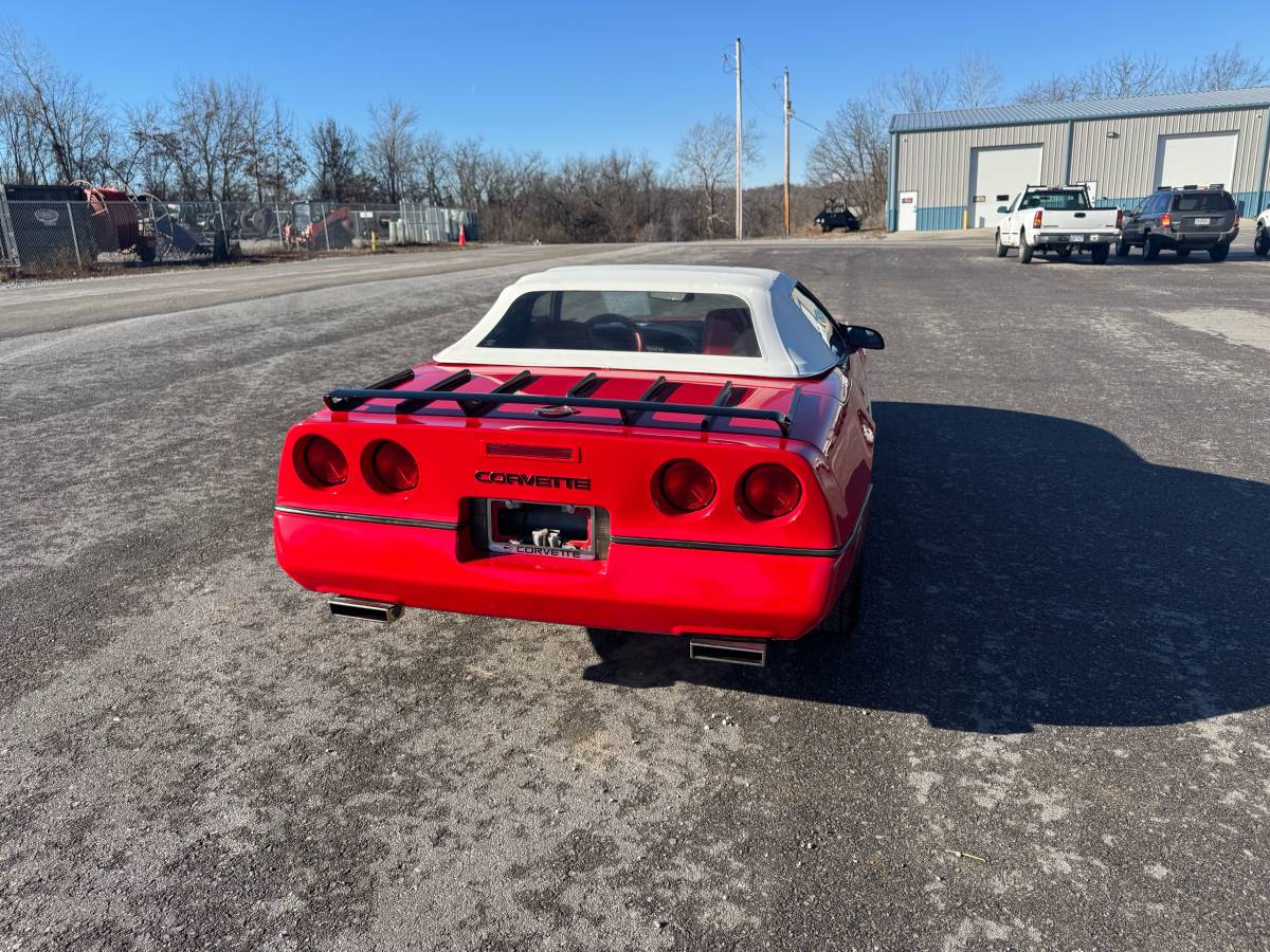 Chevrolet-corvette-convertible-1990-red-3