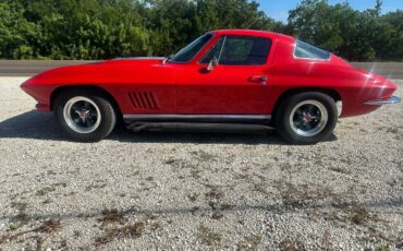 Chevrolet-corvette-coupe-1967-red-10