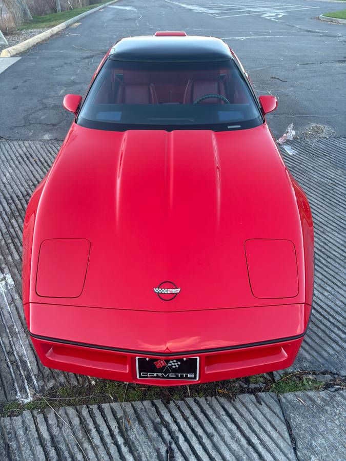Chevrolet-corvette-coupe-1986-red-11