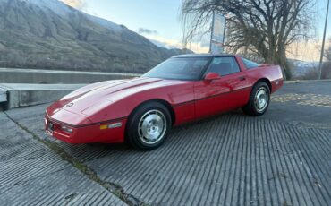 Chevrolet-corvette-coupe-1986-red-4