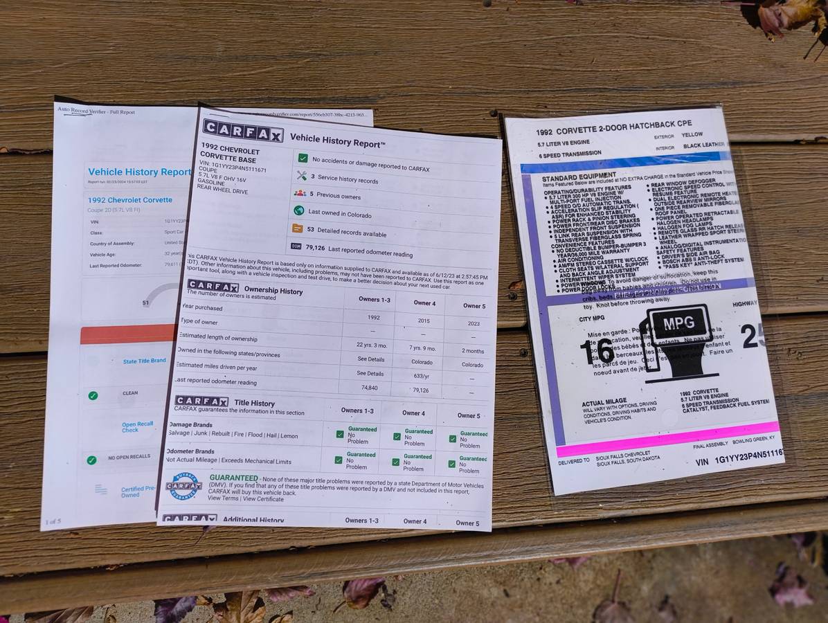 Chevrolet-corvette-coupe-1992-yellow-9