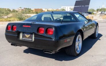 Chevrolet-corvette-coupe-2d-1993-black-10