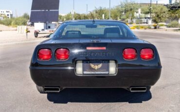 Chevrolet-corvette-coupe-2d-1993-black-2