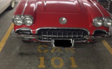 Chevrolet-corvette-roadster-1959-red