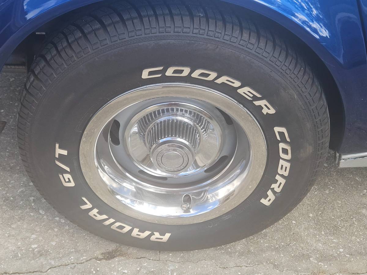 Chevrolet-corvette-stingray-1973-blue-3