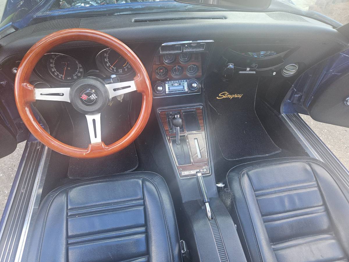 Chevrolet-corvette-stingray-1973-blue-4