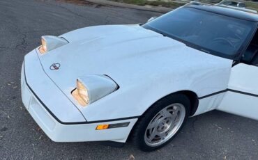 Chevrolet-corvette-targa-1990-white-4