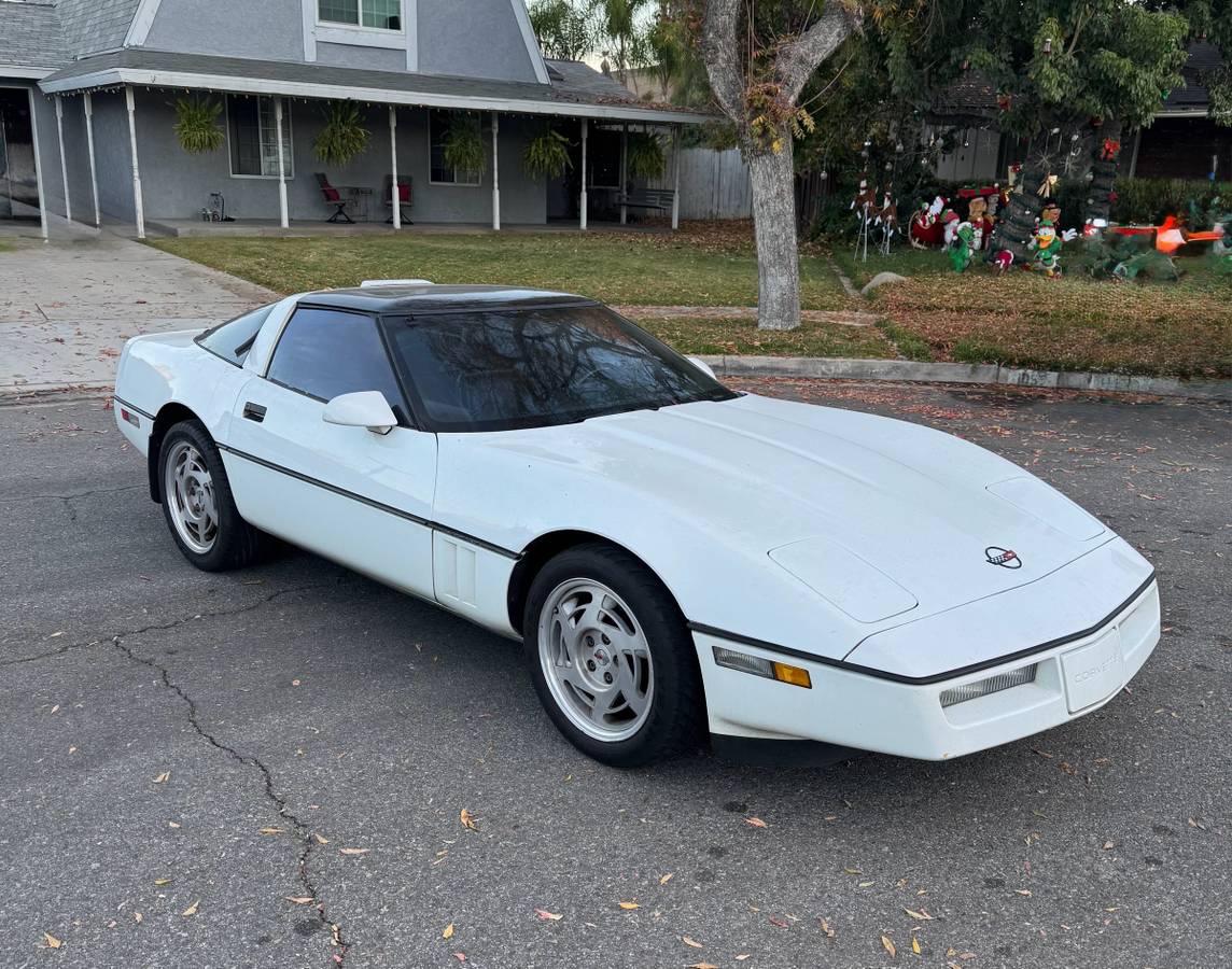 Chevrolet-corvette-targa-1990-white-6