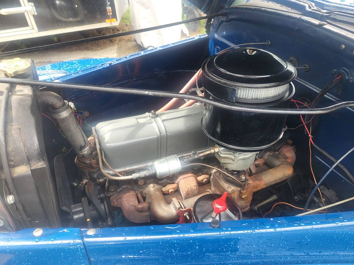 Chevrolet-coupe-1940-blue-2