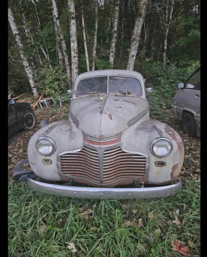 Chevrolet-coupe-1941-grey-1