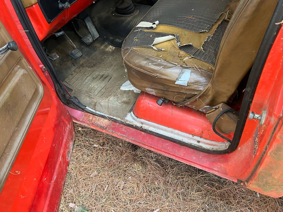 Chevrolet-custom-c30-1973-red-13