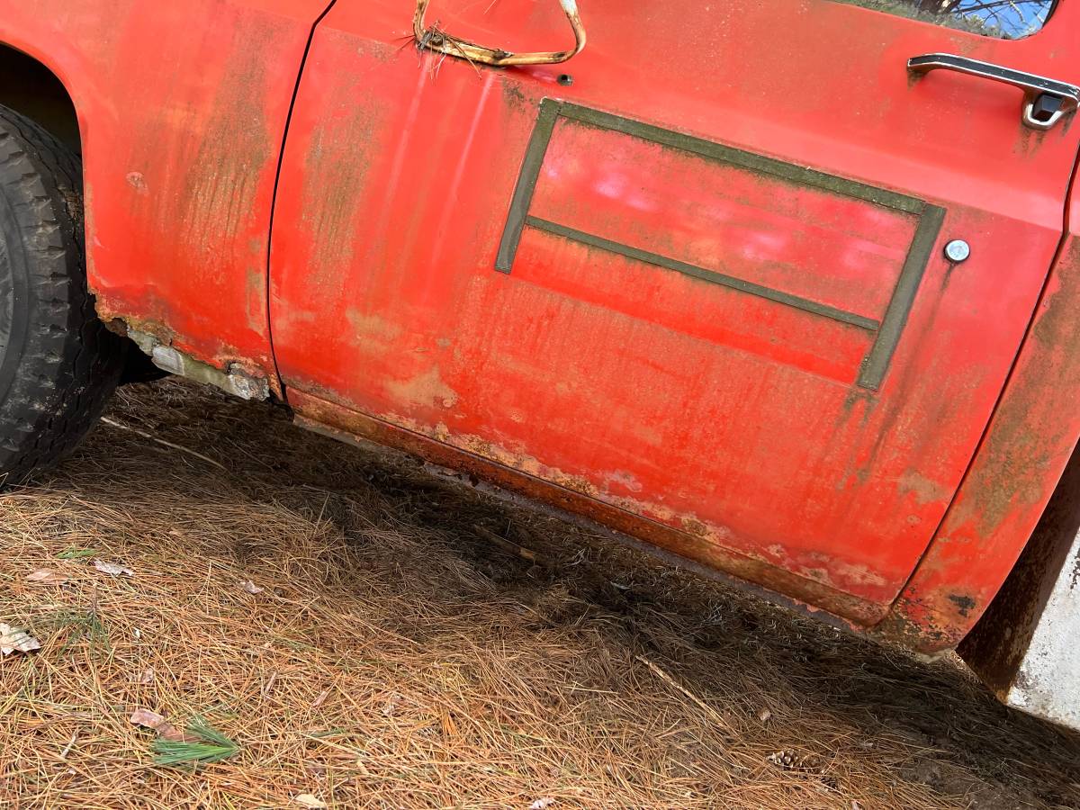 Chevrolet-custom-c30-1973-red-6