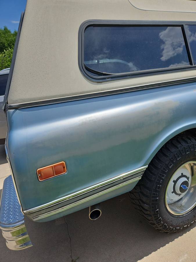 Chevrolet-custom-camper-truck-1970-blue-10