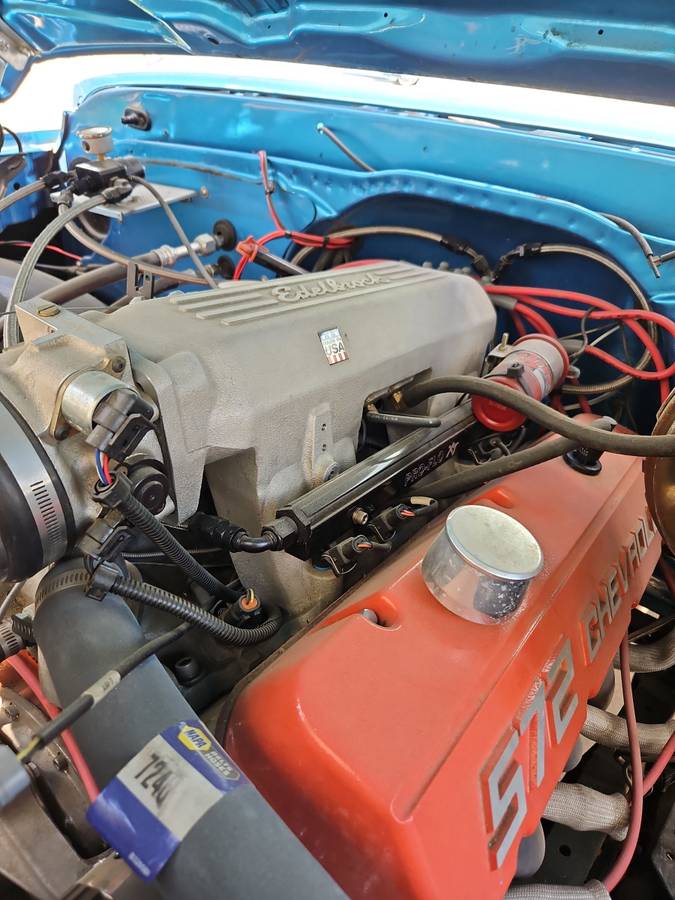 Chevrolet-custom-camper-truck-1970-blue-20