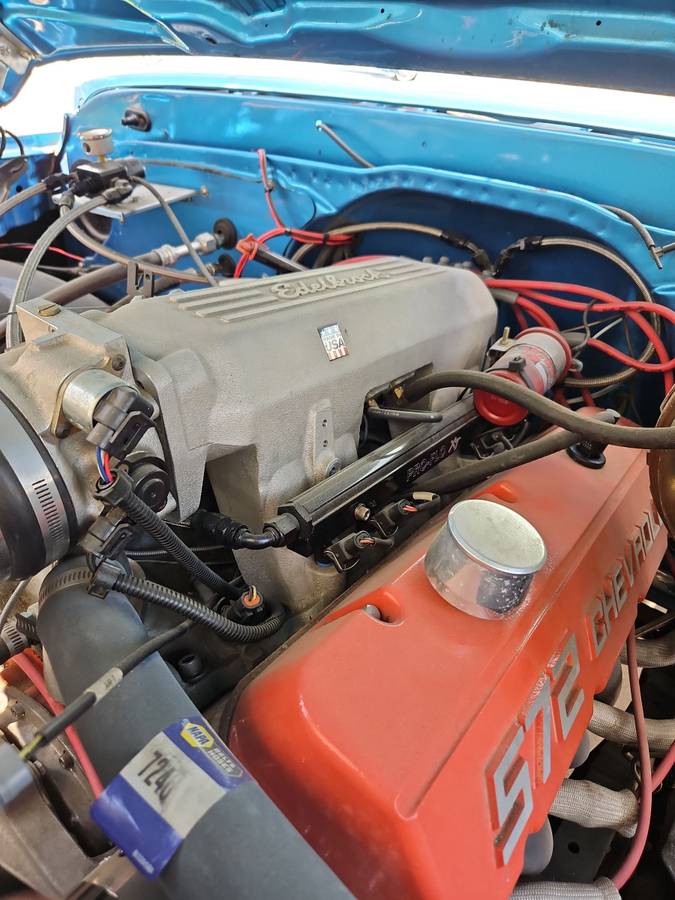 Chevrolet-custom-camper-truck-1970-blue-21