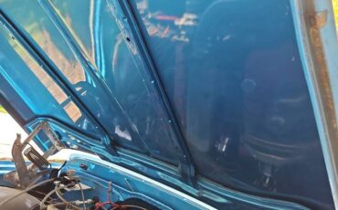 Chevrolet-custom-camper-truck-1970-blue-23