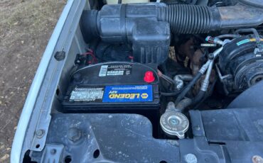 Chevrolet-dully-1994-white-10