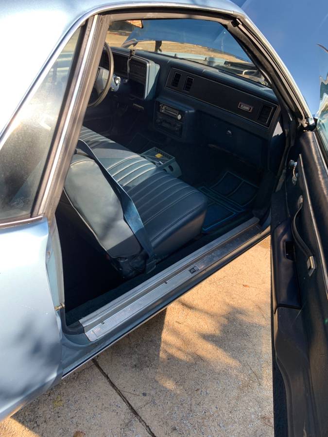 Chevrolet-el-camino-12-ton-1981-blue-2