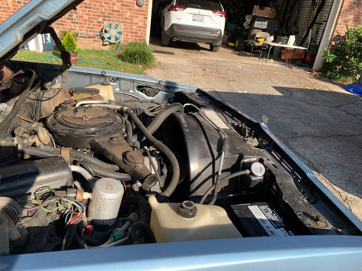 Chevrolet-el-camino-12-ton-1981-blue-4