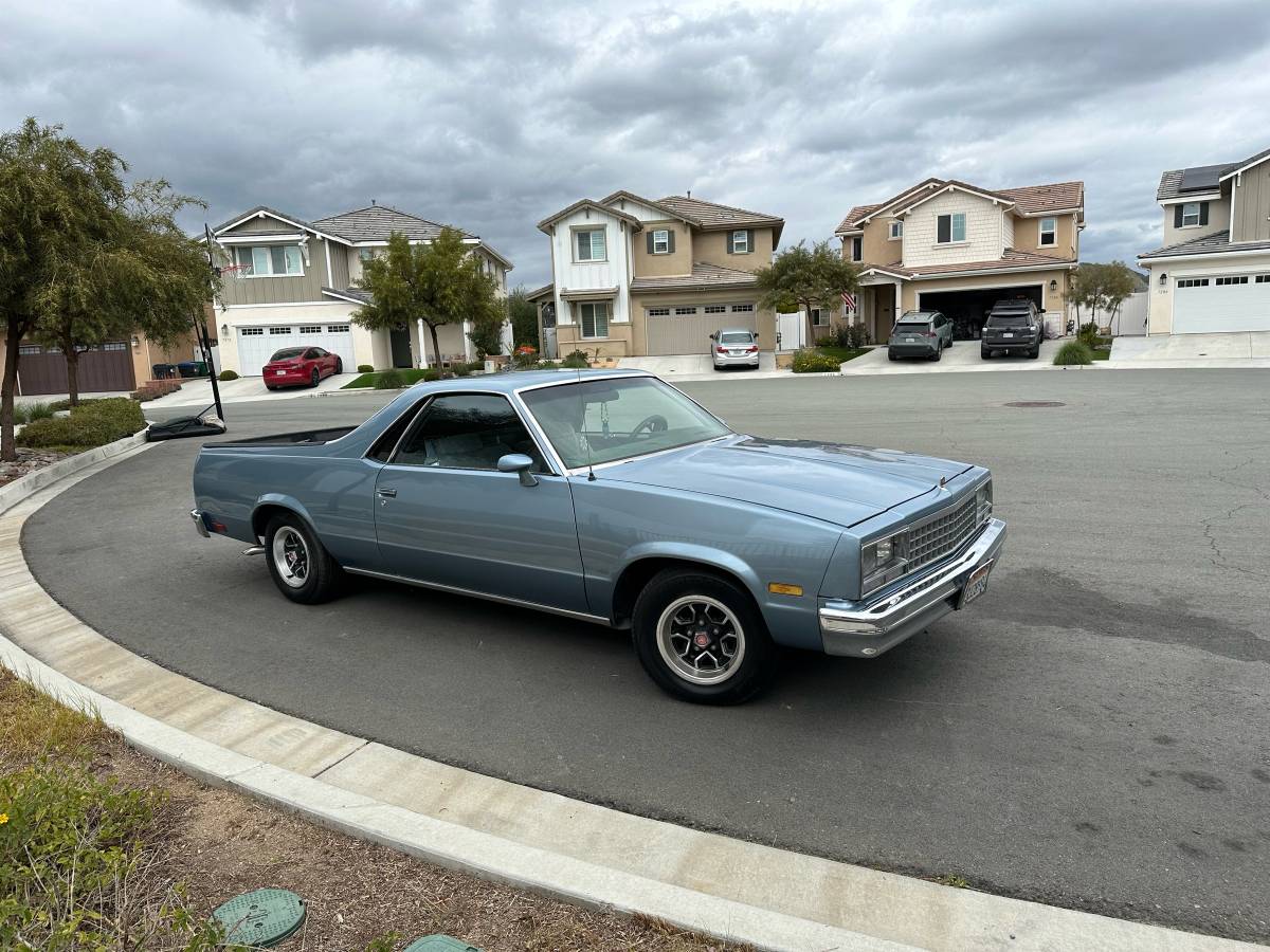 Chevrolet-el-camino-12-ton-nominal-1987-blue-11