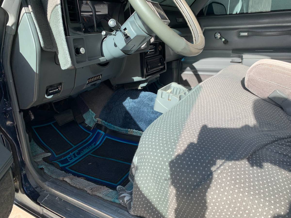 Chevrolet-el-camino-12-ton-nominal-1987-blue-17