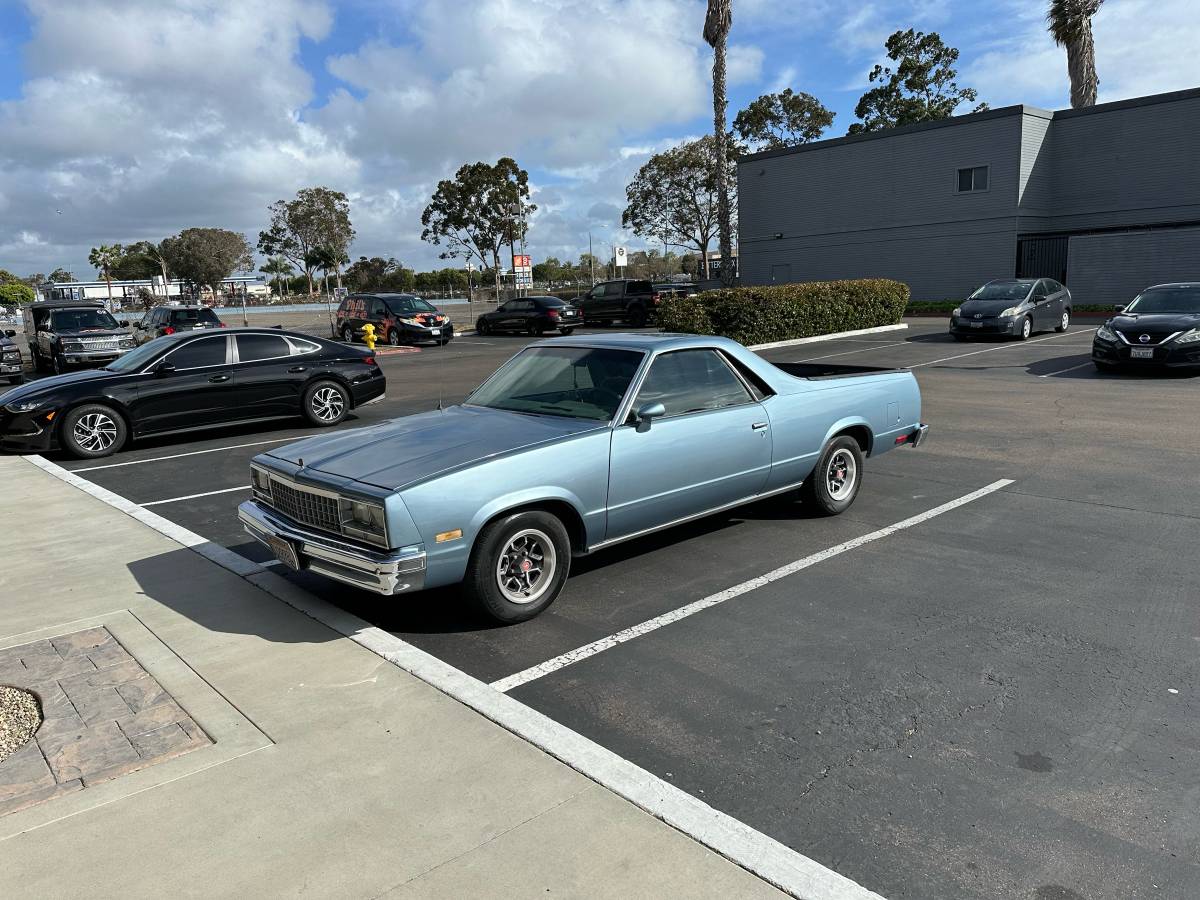 Chevrolet-el-camino-12-ton-nominal-1987-blue-4