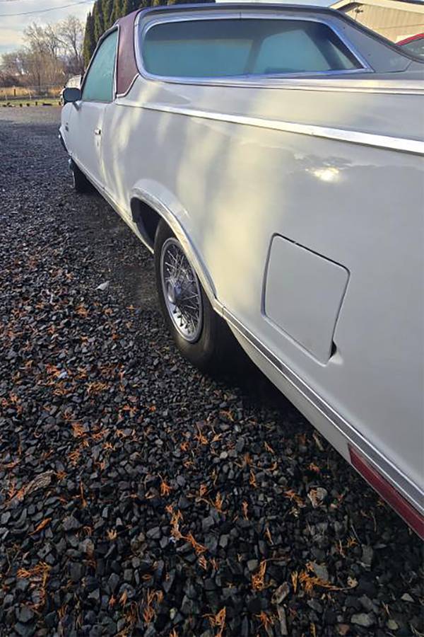 Chevrolet-el-camino-1978-white-9