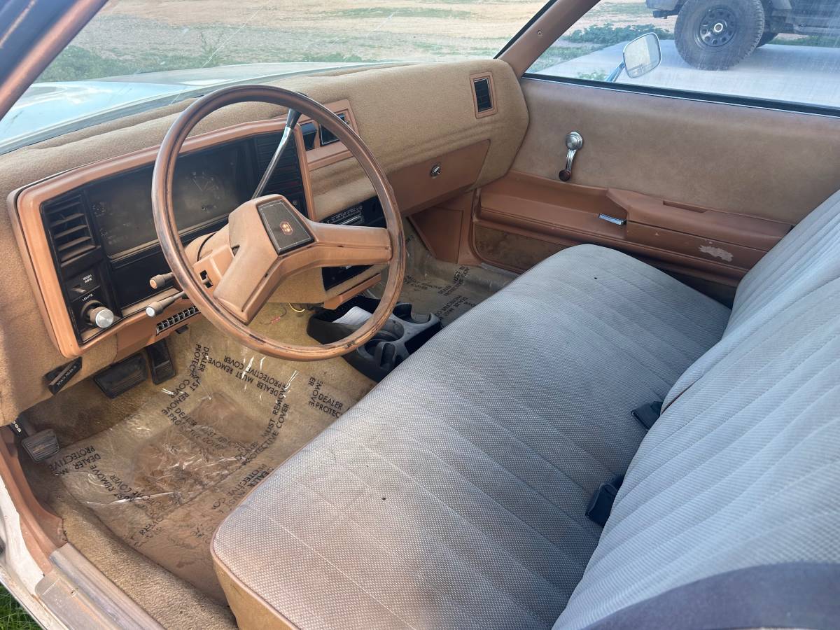 Chevrolet-el-camino-1979-2