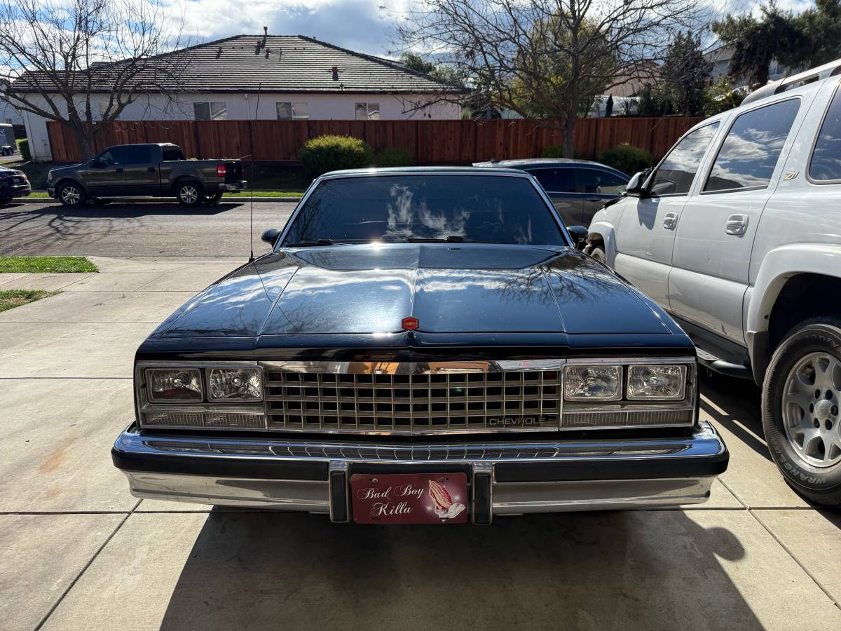 Chevrolet-el-camino-1982-black-1
