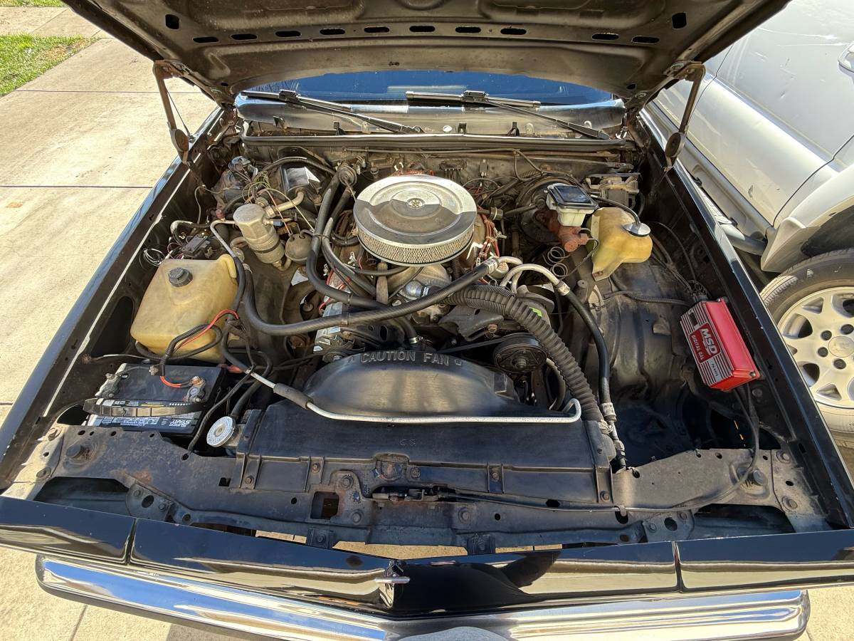 Chevrolet-el-camino-1982-black-12