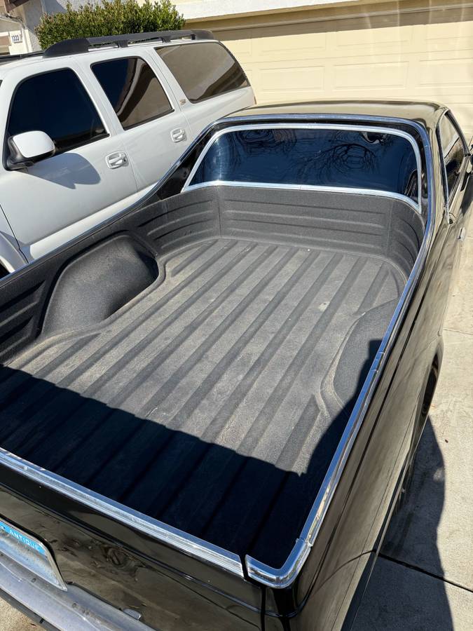 Chevrolet-el-camino-1982-black-14