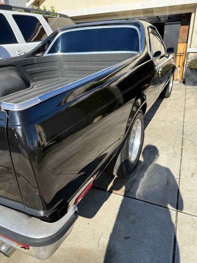 Chevrolet-el-camino-1982-black-4