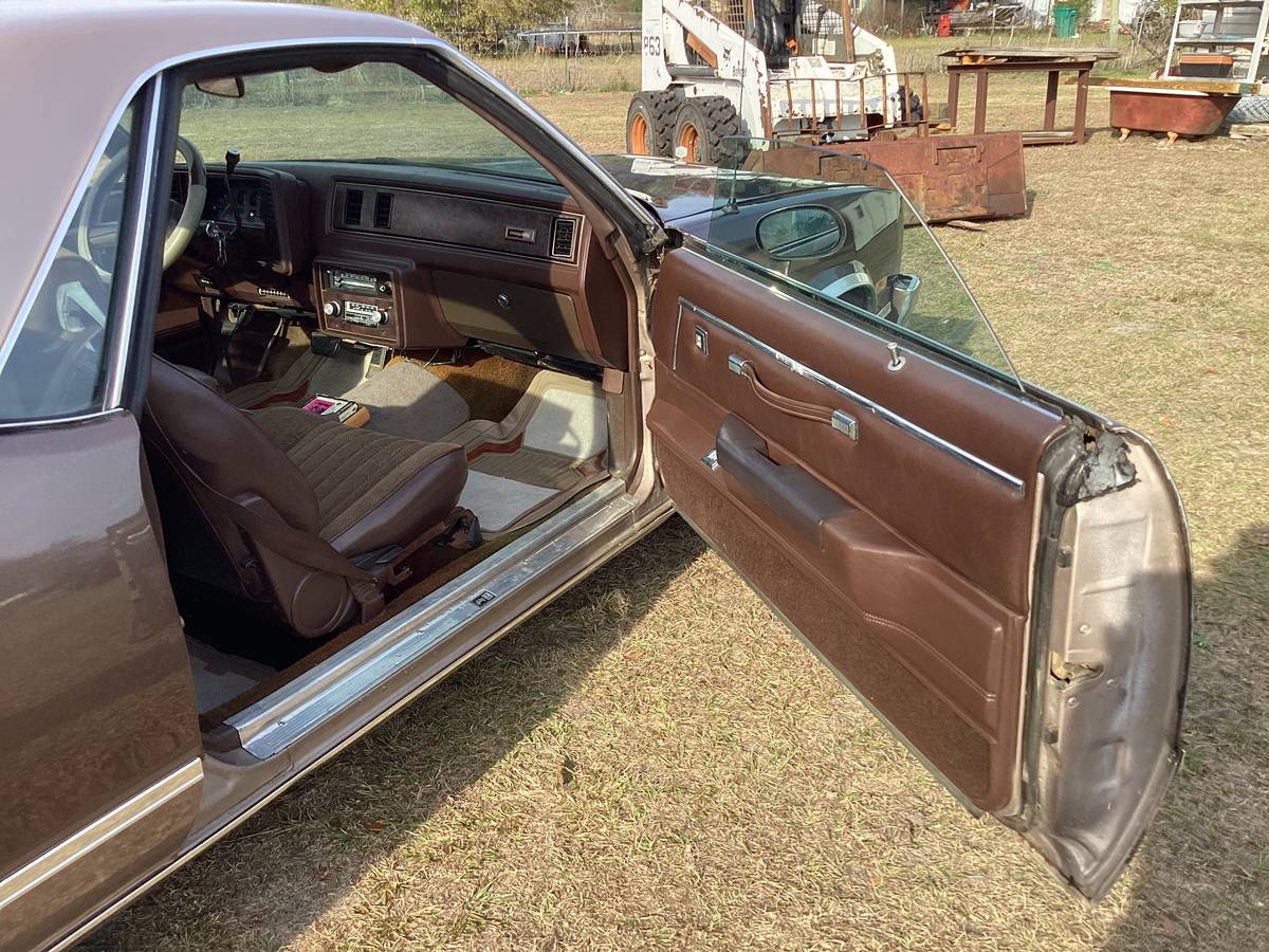 Chevrolet-el-camino-1984-brown-2