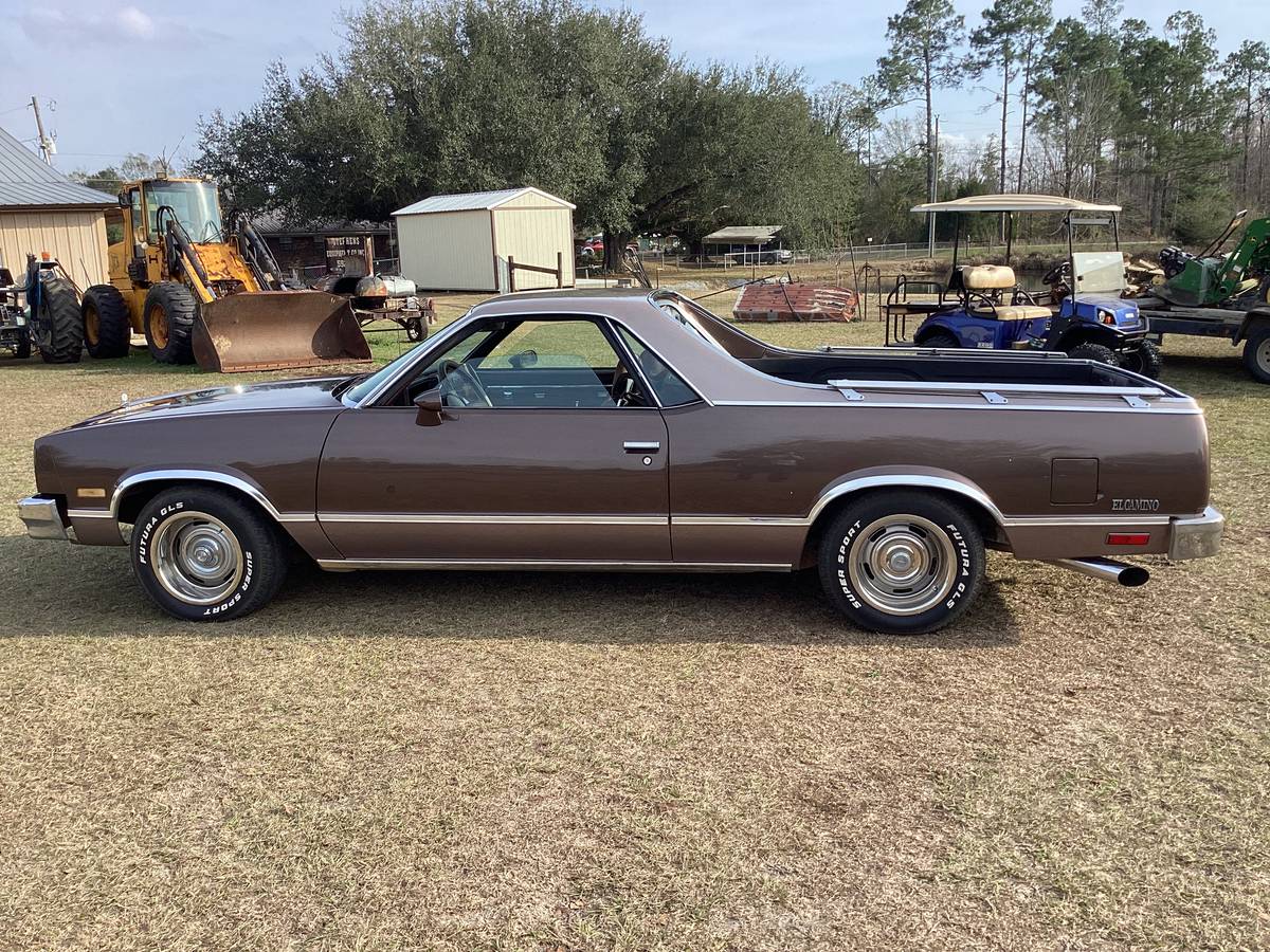 Chevrolet-el-camino-1984-brown